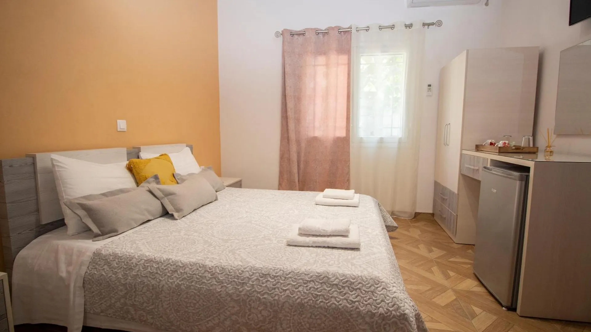 Dagos Rooms Dhërmi Lejlighed