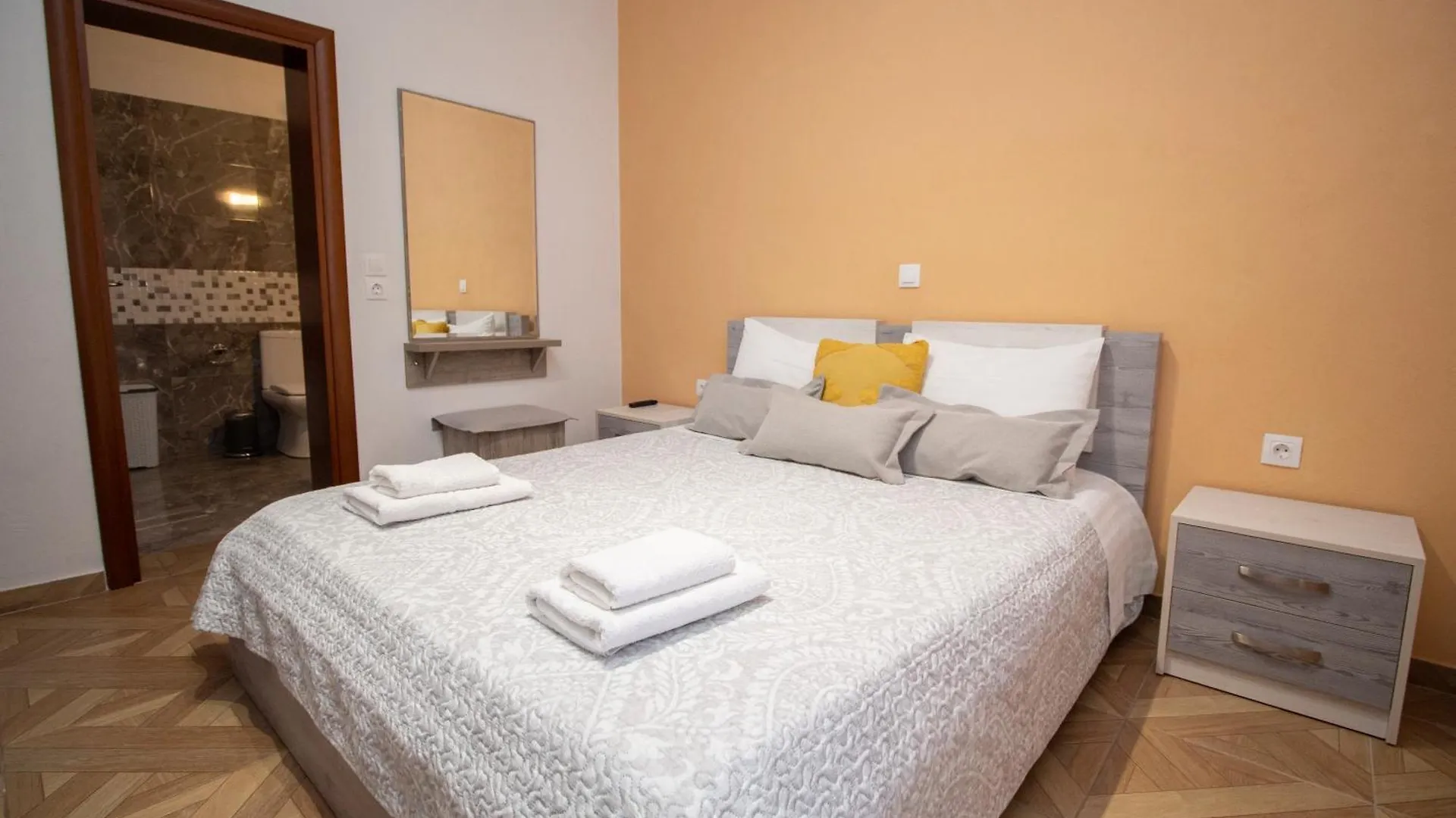 Апартаменты Dagos Rooms Дхерми